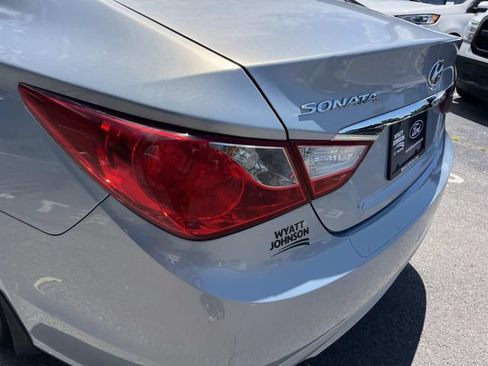 Used 2013 Hyundai Sonata SE FWD image 10