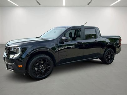 Used 2025 Ford Maverick Lariat w/ Black Appearance Package