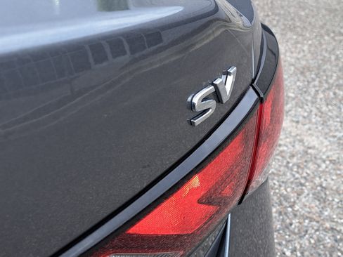 Used 2024 Nissan Sentra SV image 8