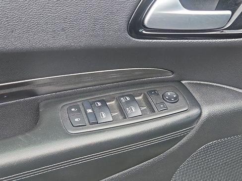 Used 2024 Dodge Durango SXT w/ 3rd Row Seating Group AWD/4WD image 26