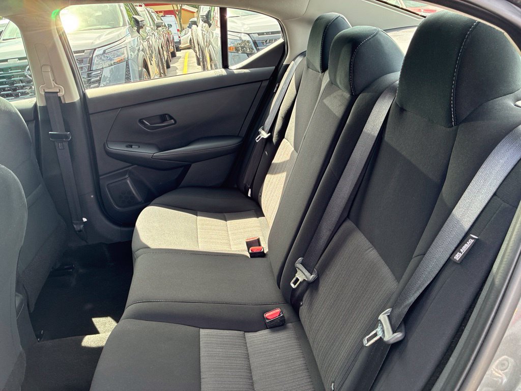 Certified 2024 Nissan Sentra SV FWD image 23