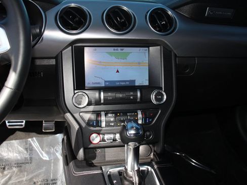 Used 2022 Ford Mustang GT Premium w/ Equipment Group 401A RWD image 16