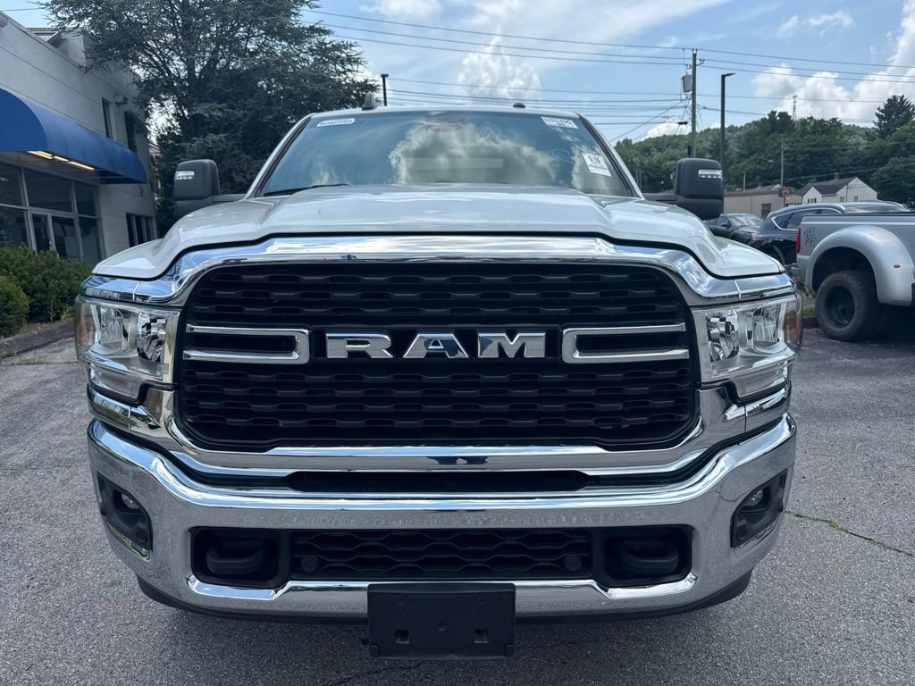 Used 2023 RAM 2500 Big Horn w/ Level 1 Equipment Group AWD/4WD image 2