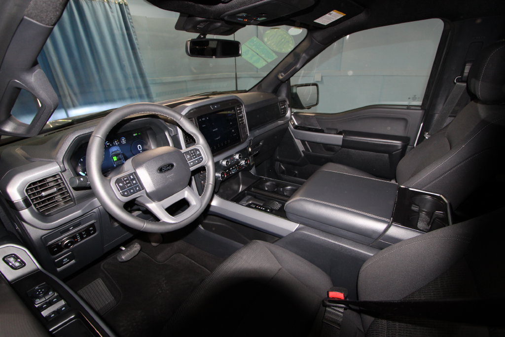 Used 2026 Ford F150 XLT w/ Equipment Group 302A MID AWD/4WD image 2