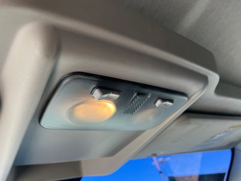 Used 2014 RAM ProMaster 2500 w/ Interior Convenience Group image 33