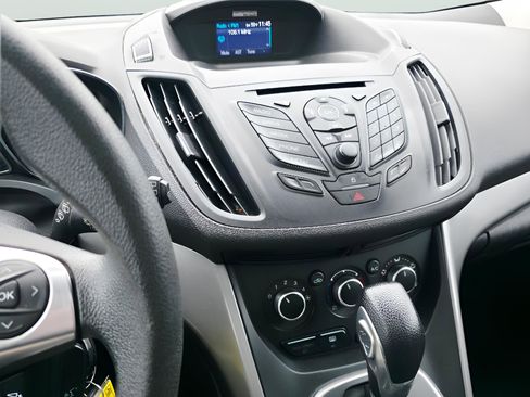 Used 2013 Ford Escape SE image 31