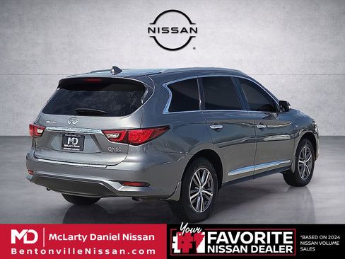 Used 2018 INFINITI QX60 AWD w/ Premium Plus Package image 5
