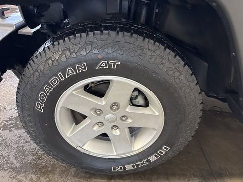 Used 2016 Jeep Wrangler Unlimited Sport w/ Quick Order Package 24S image 8