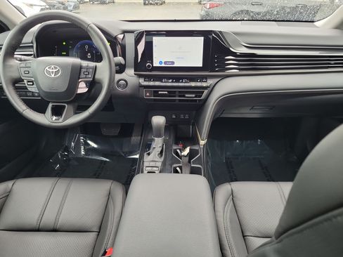 Used 2025 Toyota Camry LE w/ Convenience Package AWD/4WD image 9