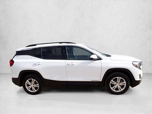 Used 2020 GMC Terrain SLE w/ Driver Convenience Package AWD/4WD image 5