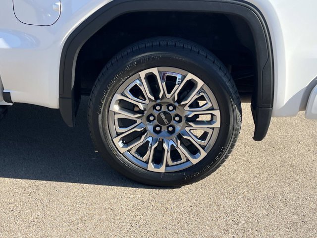 Certified 2024 GMC Sierra 1500 Denali Ultimate AWD/4WD image 13