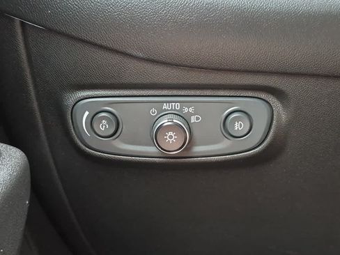 Used 2021 Chevrolet Equinox Premier w/ Redline Edition AWD/4WD image 19