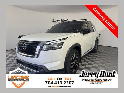 Used 2024 Nissan Pathfinder Platinum