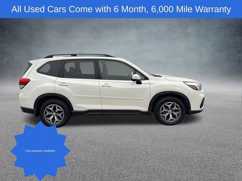 Used 2019 Subaru Forester Premium w/ All-Weather Package image 4