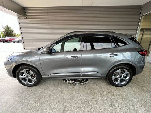 Used 2024 Ford Escape ST-Line w/ Tech Pack #1 AWD/4WD image 15