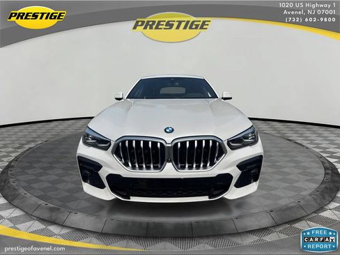 Used 2022 BMW X6 xDrive40i AWD/4WD image 2