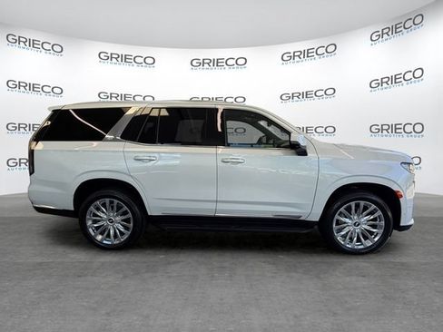 Used 2023 Cadillac Escalade Premium Luxury AWD/4WD image 7