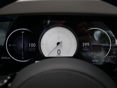 New 2025 Rolls-Royce Ghost image 16