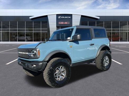 Used 2023 Ford Bronco Badlands image 1