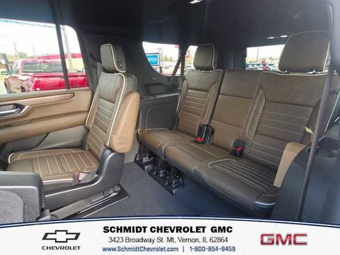 New 2026 GMC Yukon XL Denali Ultimate image 12