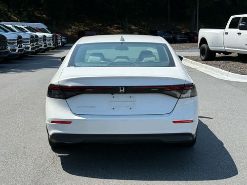 Used 2023 Honda Accord LX image 4