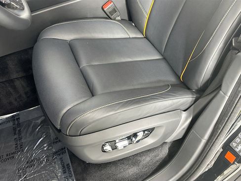 Certified 2024 Rolls-Royce Cullinan Black Badge w/ Driver's Package AWD/4WD image 19