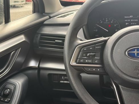 Used 2025 Subaru Impreza 2.0i image 11