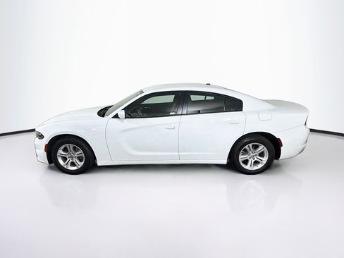 Used 2022 Dodge Charger SXT RWD image 4