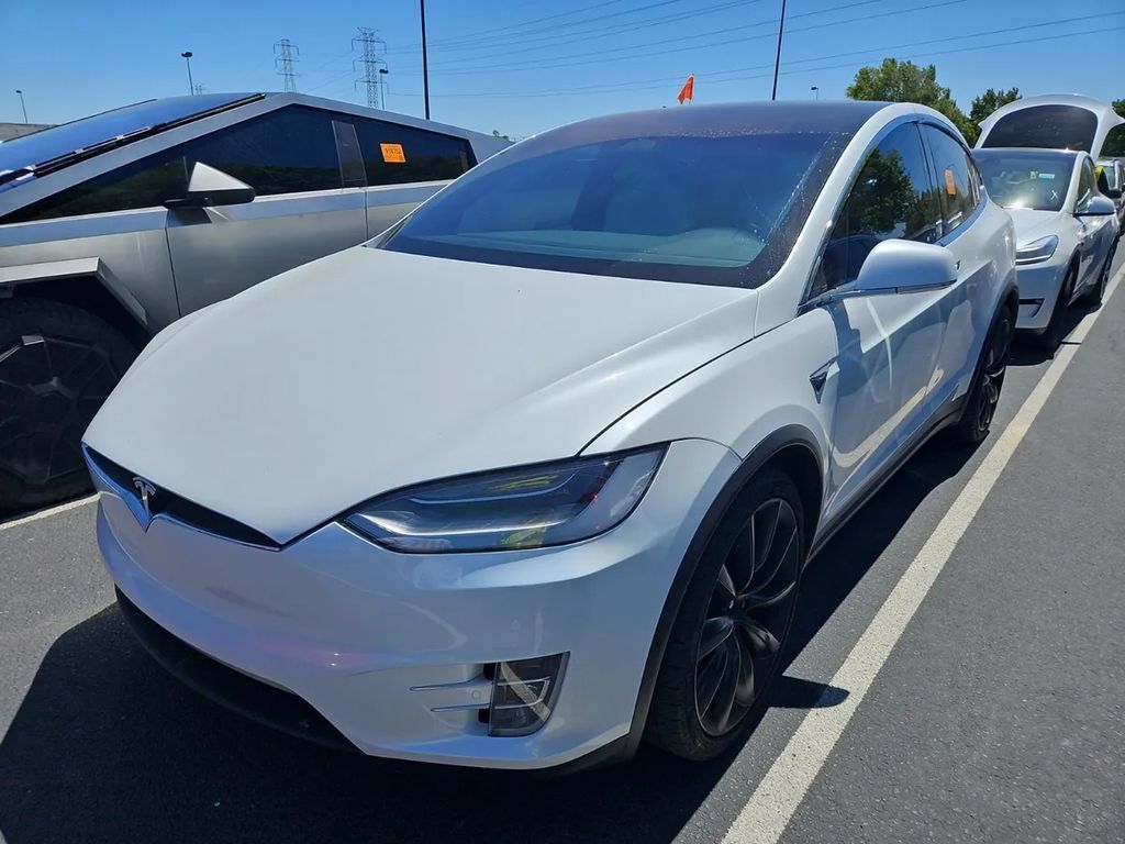 Used 2020 Tesla Model X Long Range AWD/4WD image 4