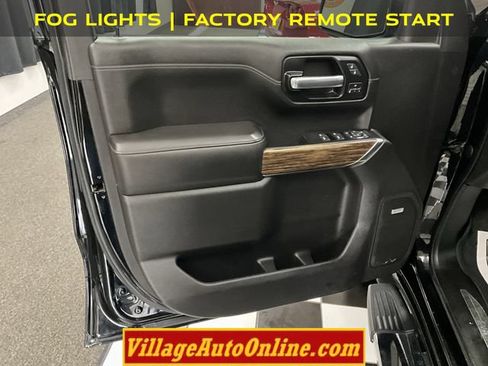 Used 2019 Chevrolet Silverado 1500 High Country w/ Technology Package AWD/4WD image 12