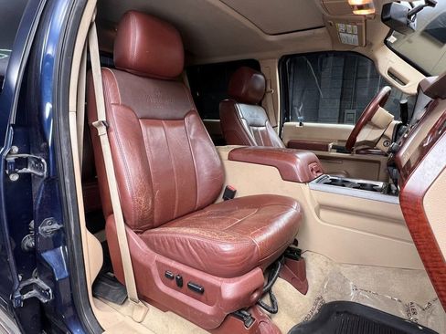 Used 2014 Ford F250 King Ranch w/ FX4 Off-Road Package image 4