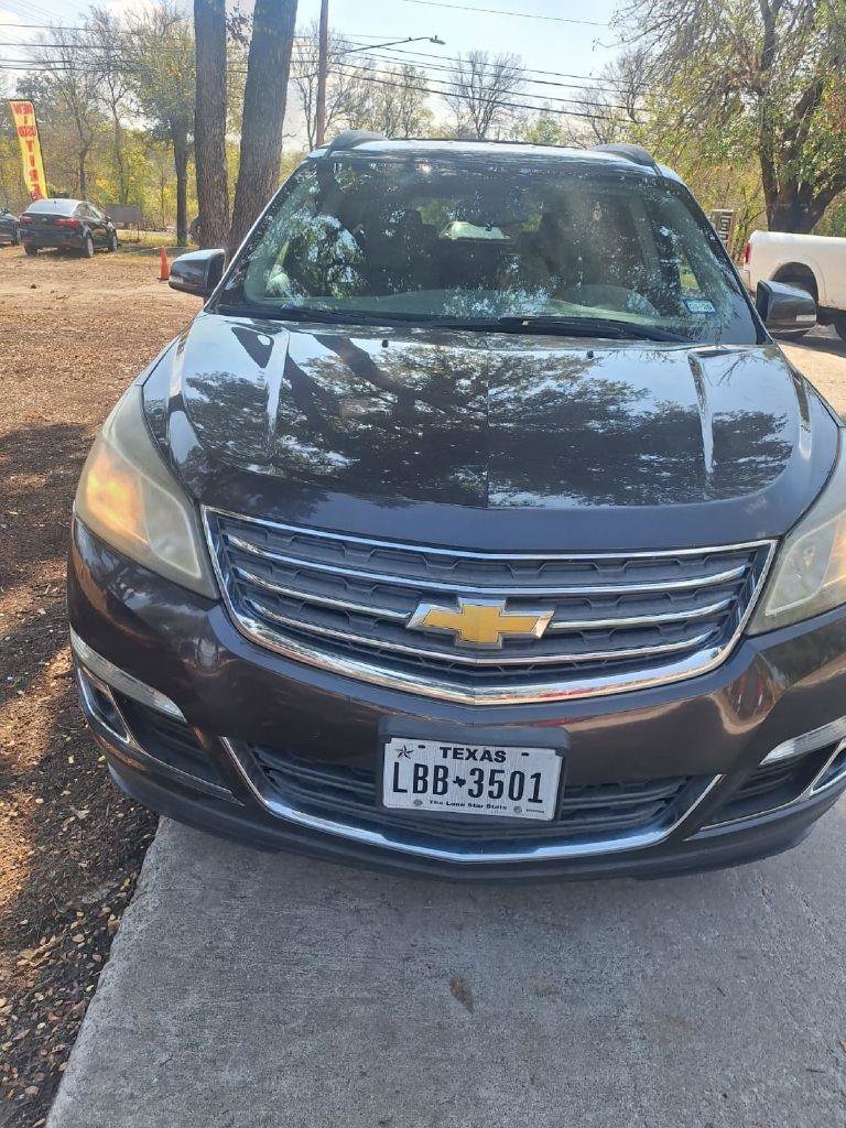 Used 2015 Chevrolet Traverse LT FWD image 1