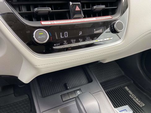 New 2026 Toyota Corolla Cross LE FWD image 25