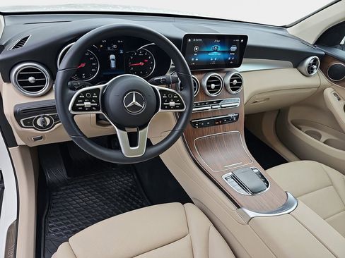 Used 2022 Mercedes-Benz GLC 300 4MATIC image 19