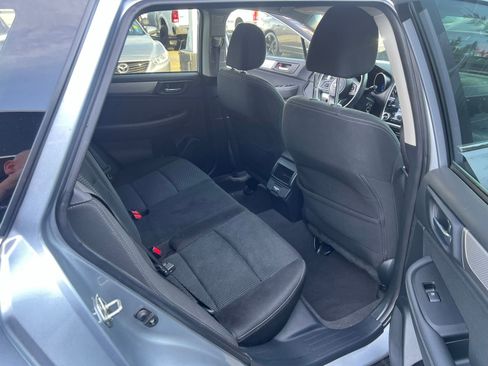 Used 2018 Subaru Outback 2.5i Premium AWD/4WD image 28