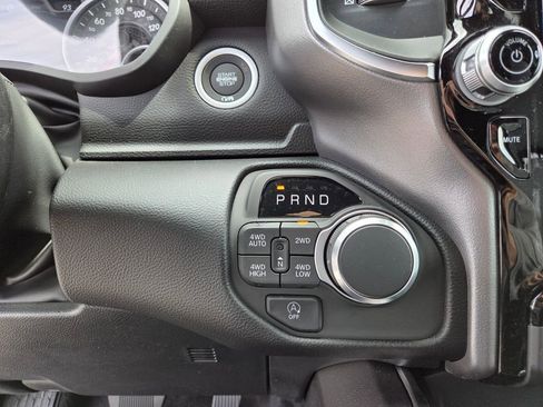 New 2026 RAM 1500 Big Horn AWD/4WD image 15