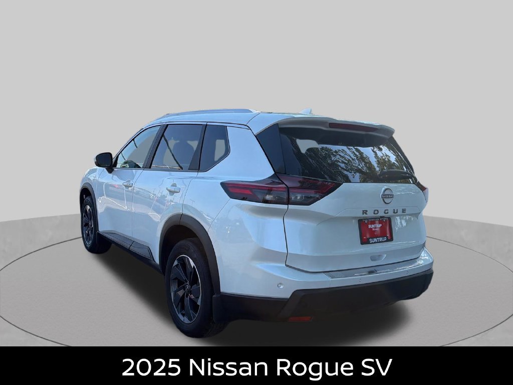 Certified 2025 Nissan Rogue SV w/ SV Premium Package FWD image 3