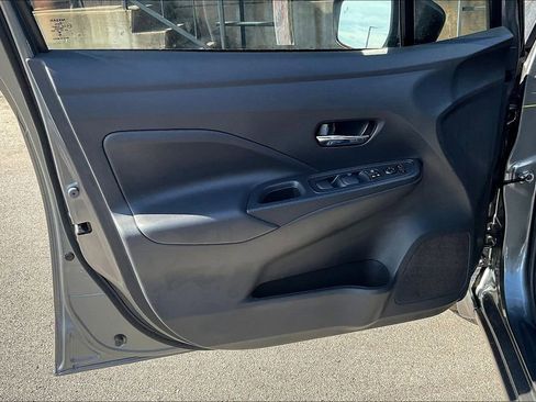 New 2025 Nissan Versa SV w/ Trunk Package image 23