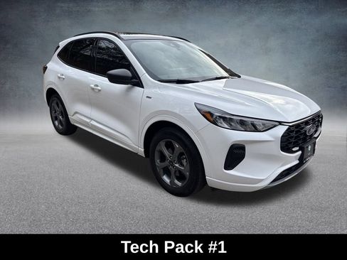 Used 2023 Ford Escape ST-Line w/ Tech Pack #1 image 9