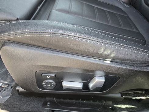 Used 2023 BMW 330i xDrive Sedan w/ Premium Package AWD/4WD image 21