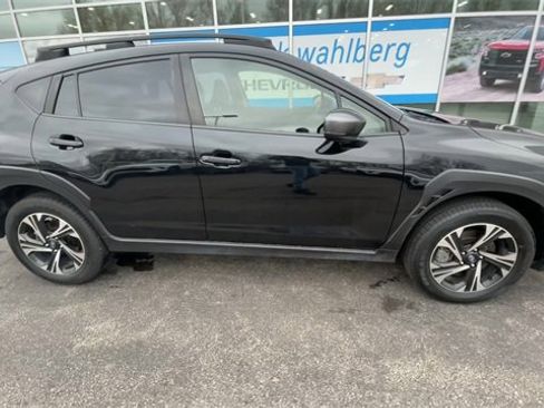 Used 2024 Subaru Crosstrek 2.0i Premium image 9