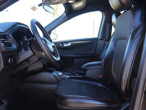 Used 2023 Ford Escape ST-Line image 10