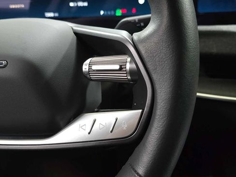 Used 2025 Lucid Air Touring AWD/4WD image 24