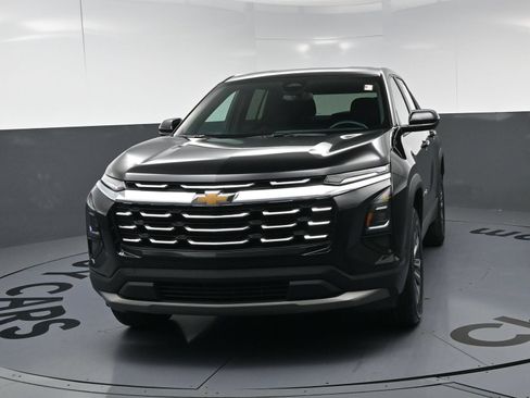 Used 2026 Chevrolet Equinox LT FWD image 5