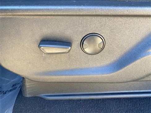 Used 2025 Ford F250 XLT image 55