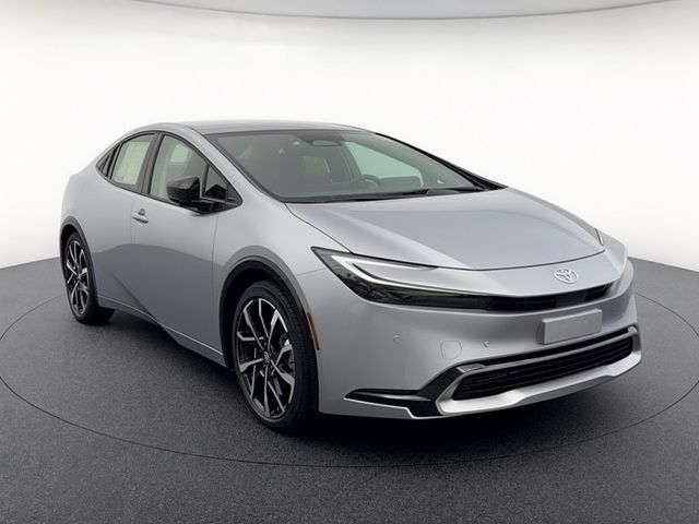 New 2027 Toyota Prius Plug-In Hybrid FWD image 7