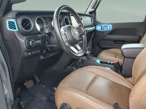 Certified 2022 Jeep Wrangler Unlimited Rubicon w/ Safety Group image 18