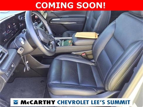 Used 2024 Chevrolet Traverse LT w/ Enhanced Driving Package image 6