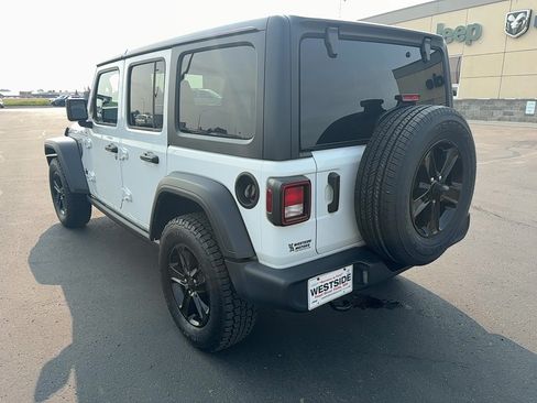 Used 2023 Jeep Wrangler Unlimited Sport AWD/4WD image 7