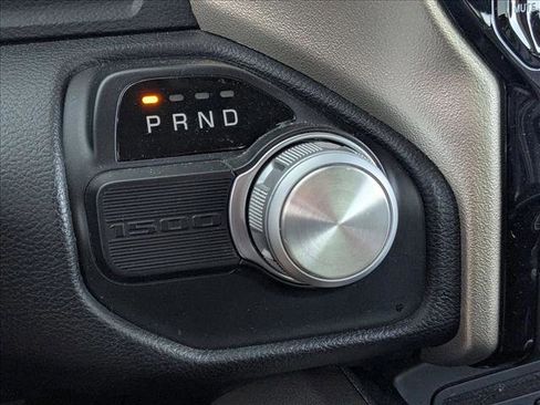 Used 2019 RAM 1500 Laramie image 12